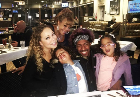 Mariah and Nick reunite for dinner with the twins | mcarchives.com