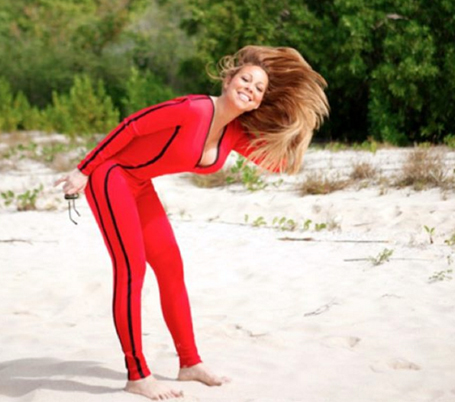 Mariah enjoys a beach day in plunging red one-piece | mcarchives.com