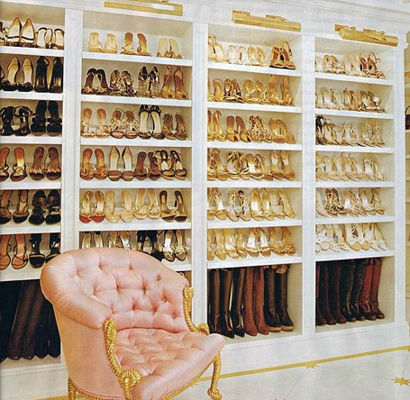 Mariah Carey shows off shoe collection on Instagram | mcarchives.com