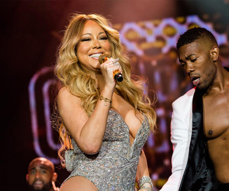Mariah Carey glitters in Essence Festival performance | mcarchives.com